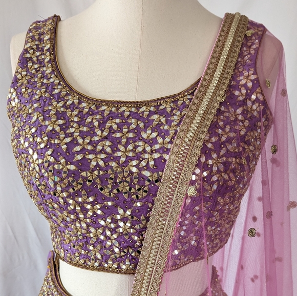 Beautiful pink and purple tie dye ready to wear Indian wedding Lehenga Choli - Picture 5 of 16